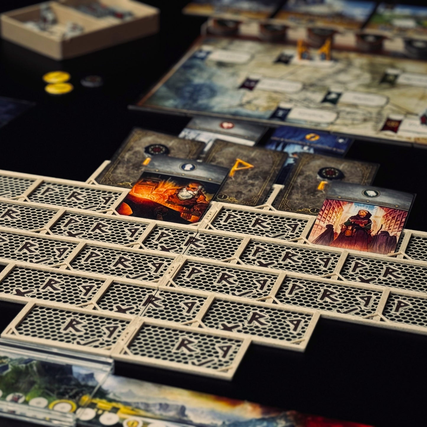 The Lord of the Rings: Duel for Middle-earth - board game insert